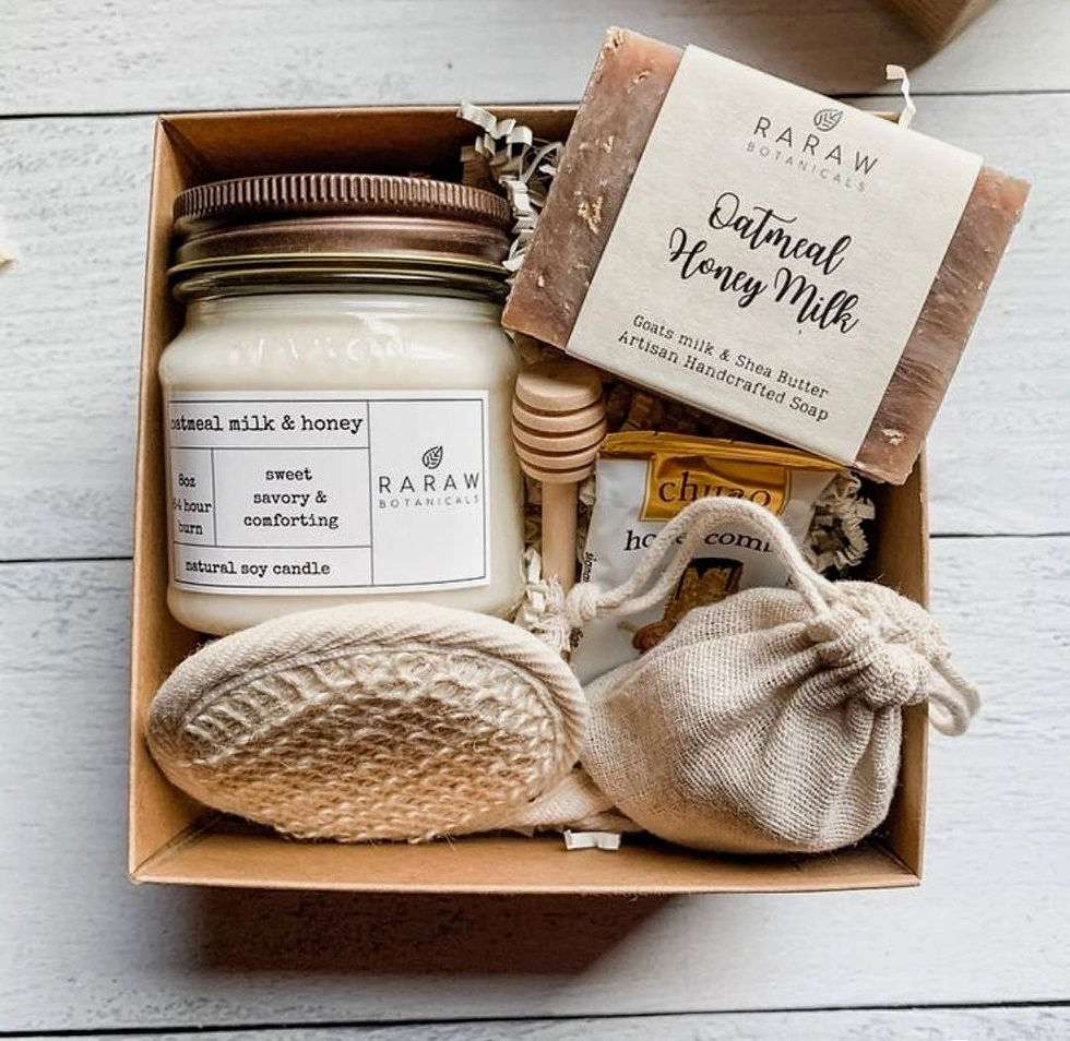 Christmas Self Care Gift Box: Aroma Candle+ Soap + Bath Salt