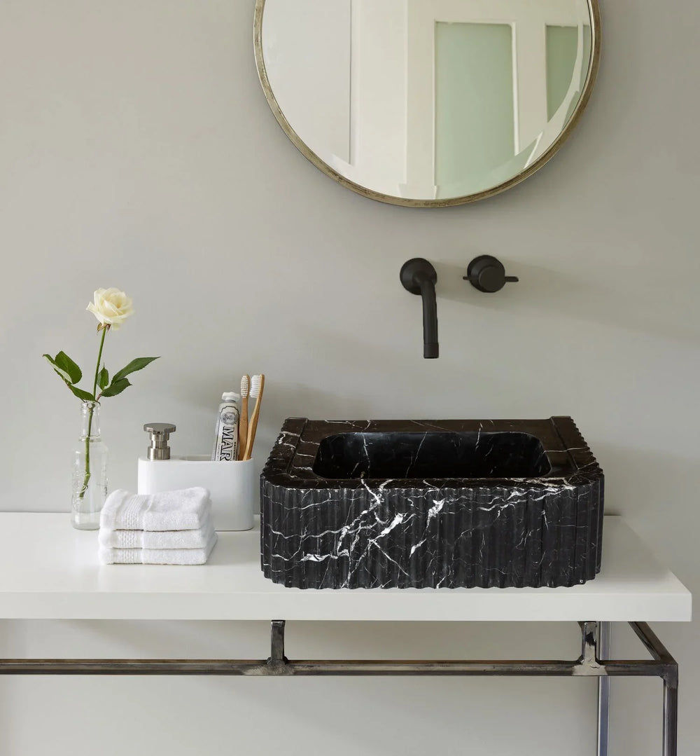 Grooved Black Marble Washbasin 