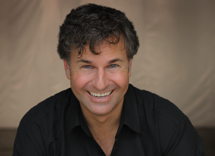 Mark Sanders_Headshot.png