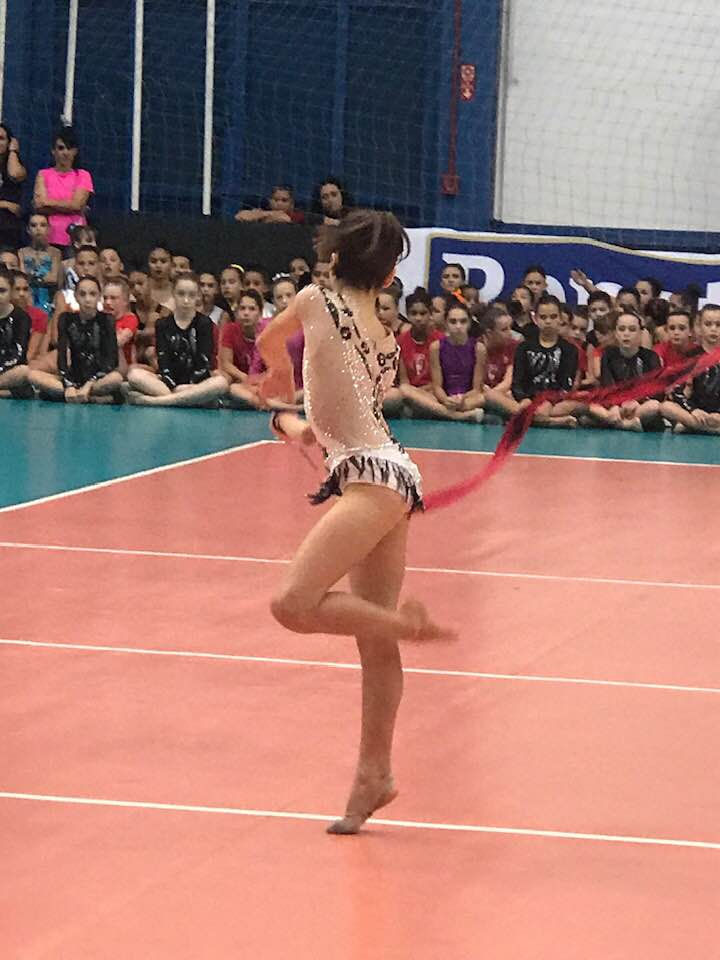 Luiza Pugliesi com Fita