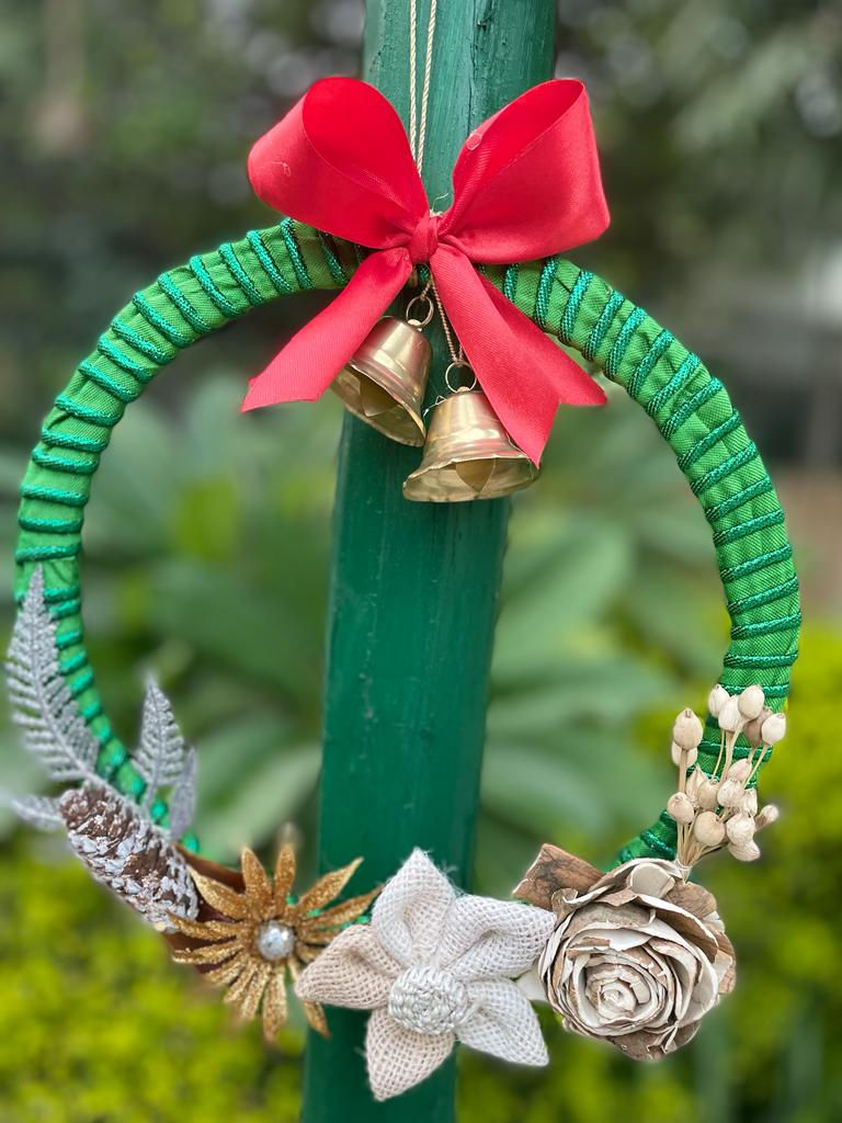 CH5- CHRISTMAS WREATH