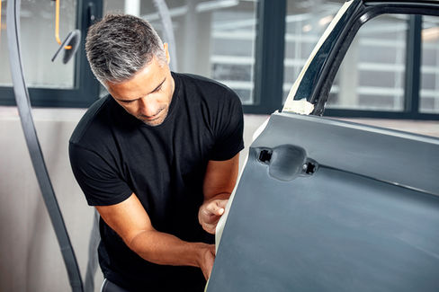 Werbekampagne Unfallspezialist der Porsche Austria - professionelle Werbefotografin Salzburg