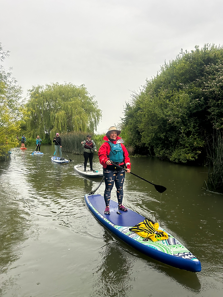 Lechlade Paddleboarding.HEIC