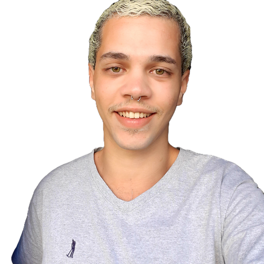 Danniell Bicudo _ CEO grupocinecom_edited.png