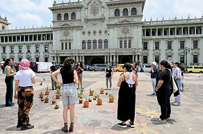 1UnfesAccionPerformaticaPlazadelasNinasGuatemala2024.jpg