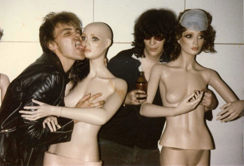 RICHIE AND JOEY WITH FRIENDS