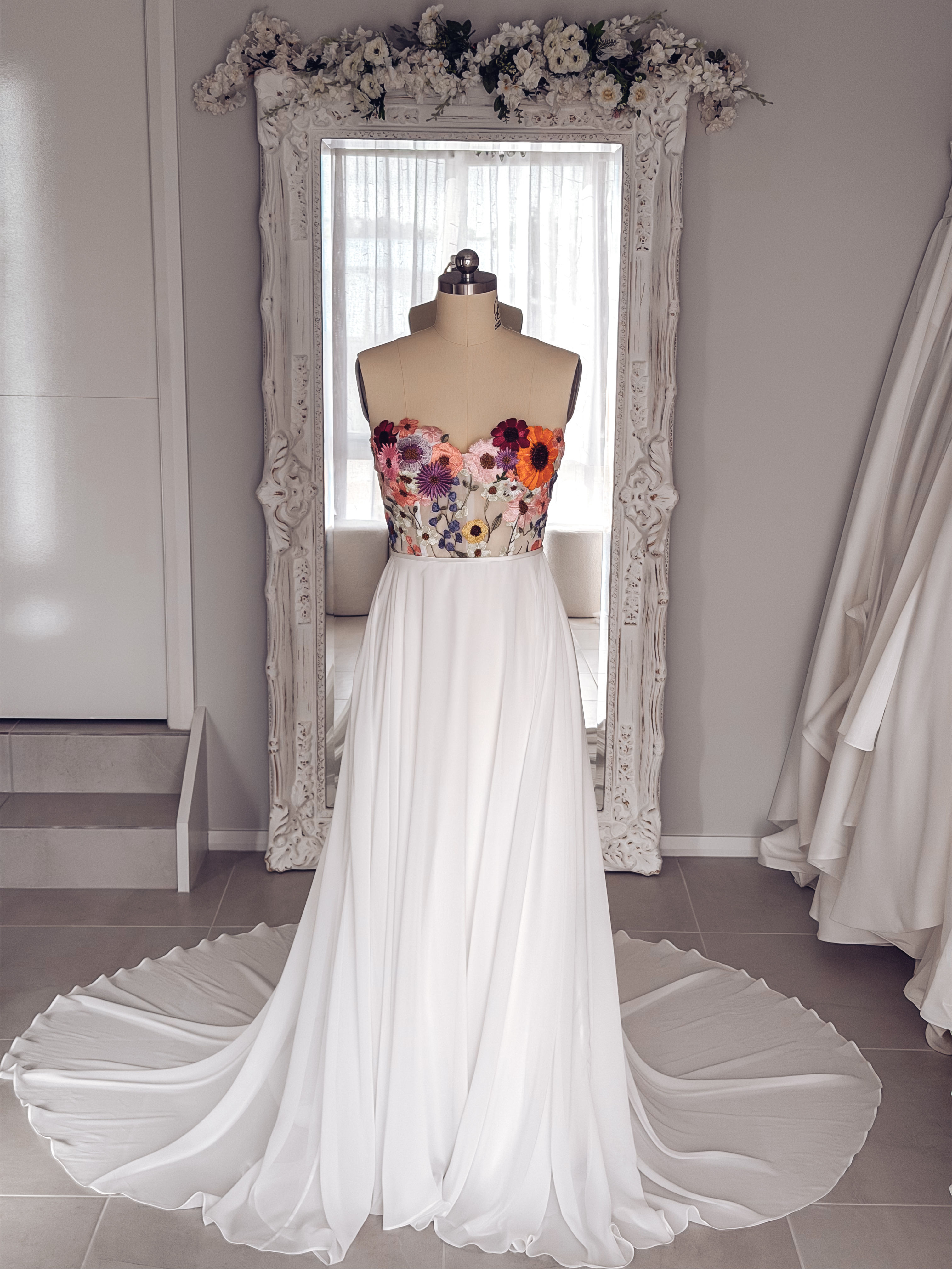 BAILEY FLORAL TOP WITH CHIFFON SKIRT