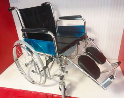 Extra wide commode wheelchair with flipping armrest for extra space