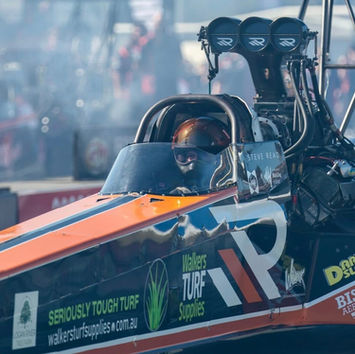 Walkers Turf Supplies Grows with Steve Read Racing at Winternationals