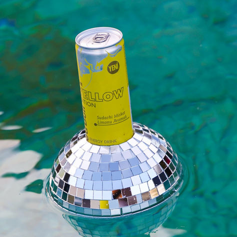 Red Bull Yellow Edition, raflarda!
