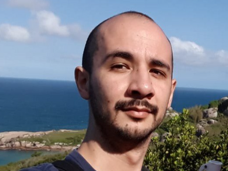 PENA DE OURO 2024 | CONHEÇA OS VENCEDORES: RENATO BRADBURY DE OLIVEIRA — 3º LUGAR CATEGORIA CRÔNICA