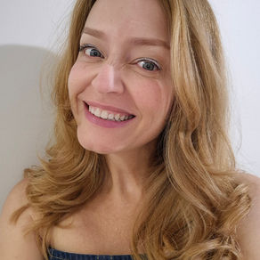 1º Gota de Tinta | CONHEÇA OS SEMIFINALISTAS | Luiza Helena Meyer de Moraes