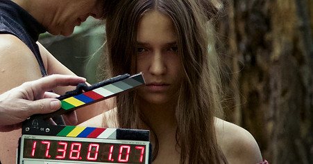 BICHE-LOUVE_behind-the-scene_credit_Sylvain-Breton_2mo.jpg