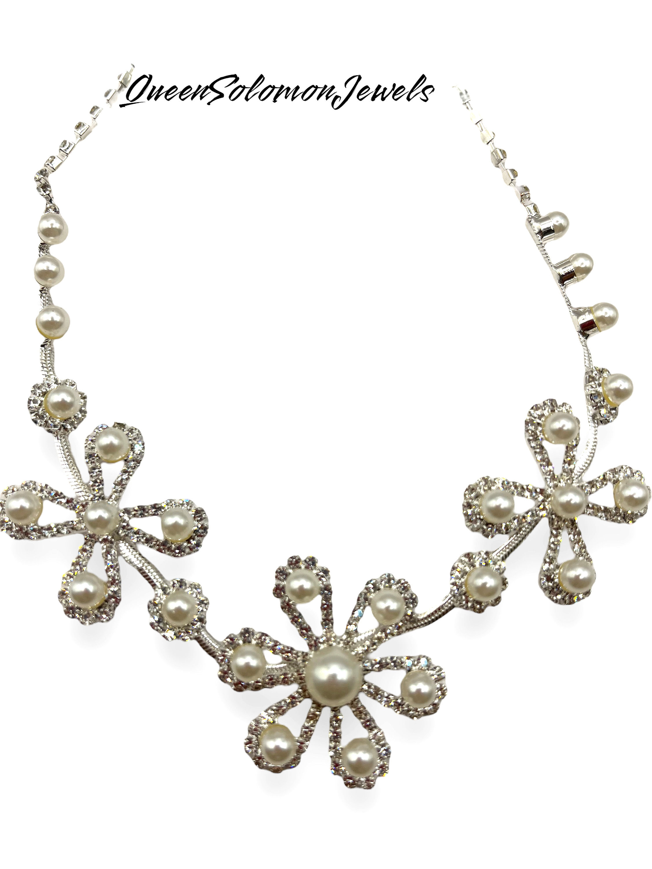 Floral Fetsih Pearls Neclace