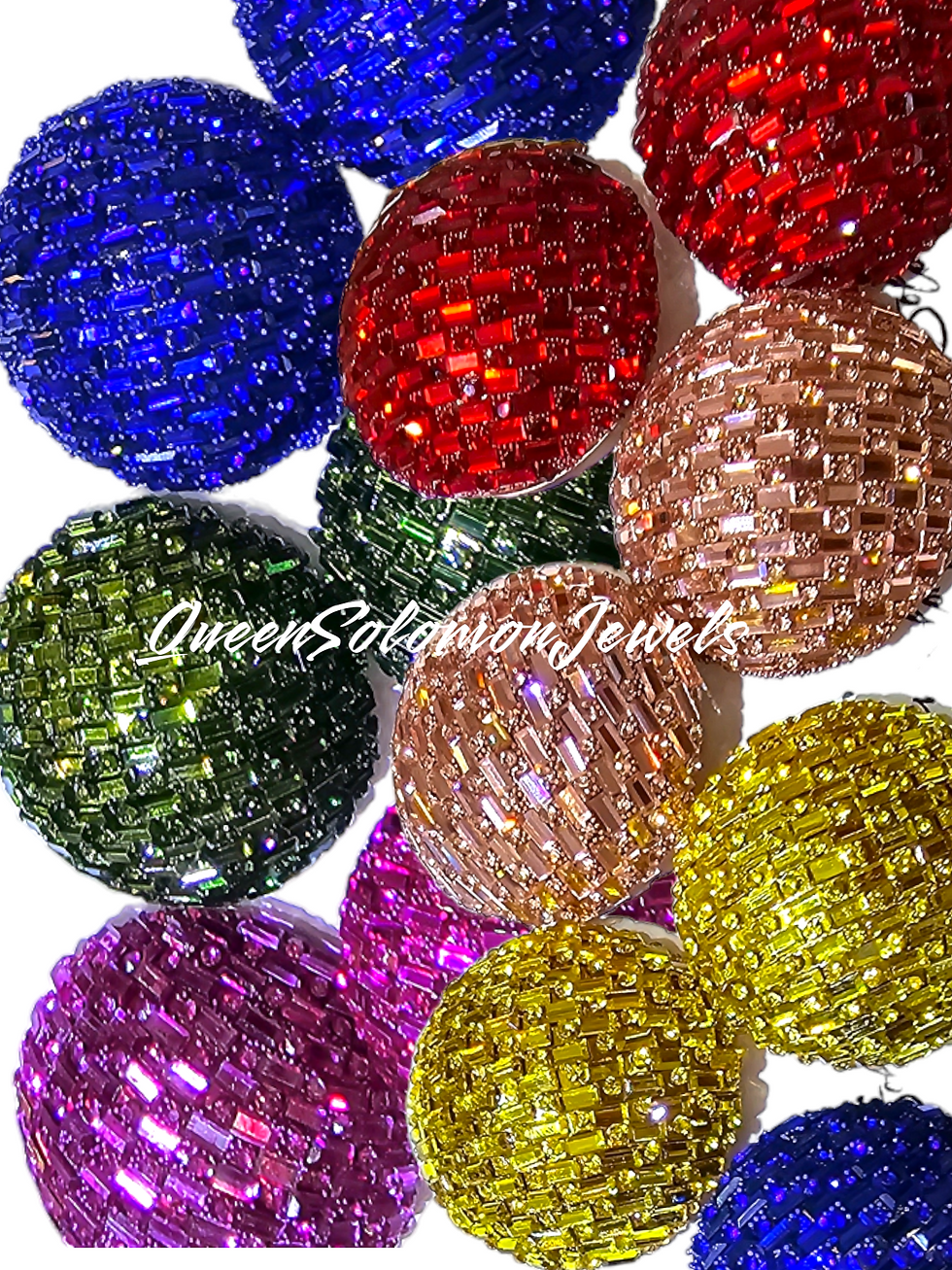 Thumbnail: Half Moon Earrings 