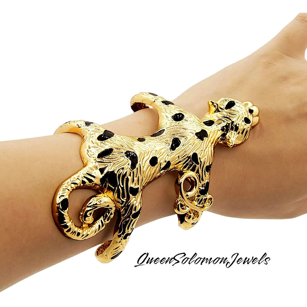 Thumbnail: Hugging Panther Bracelet