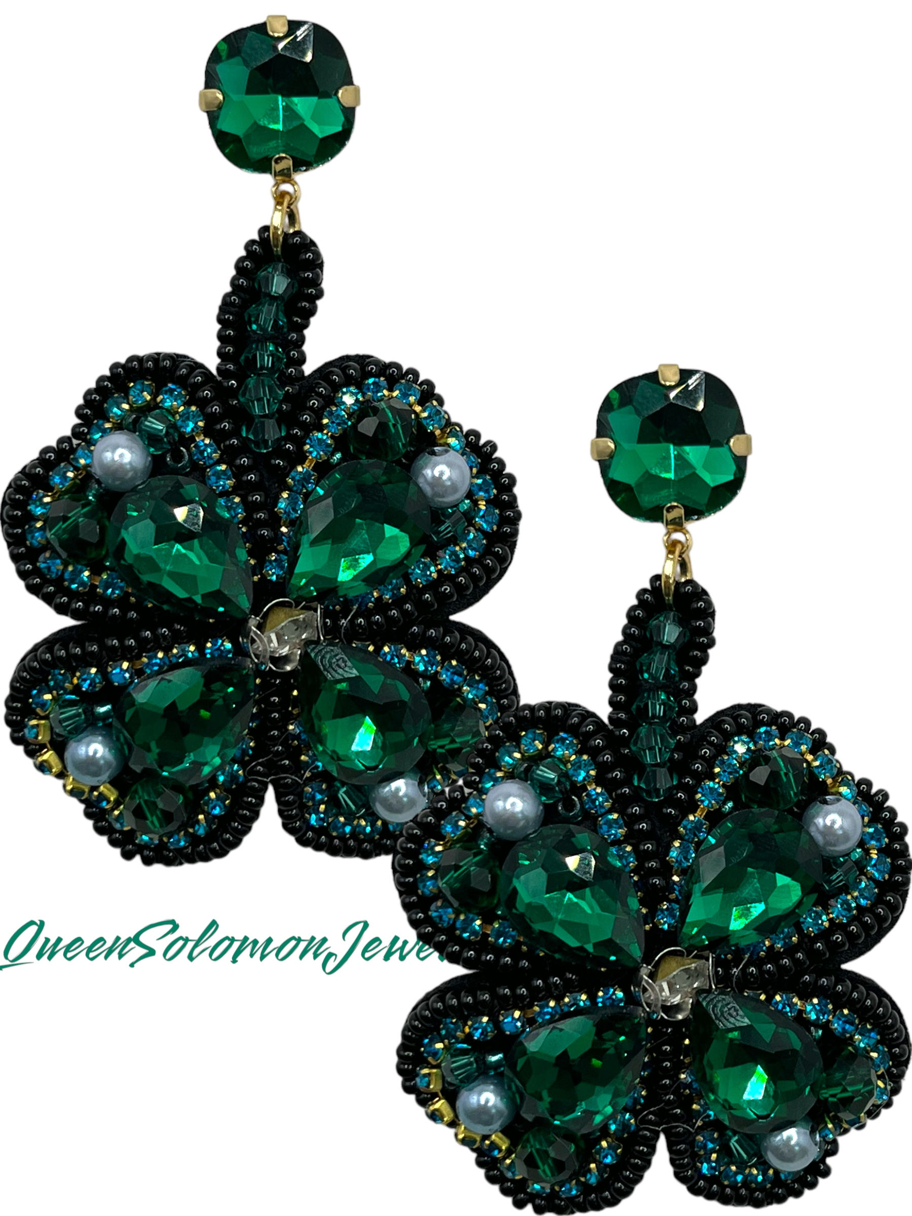 Clever Cutie Clover Earrings