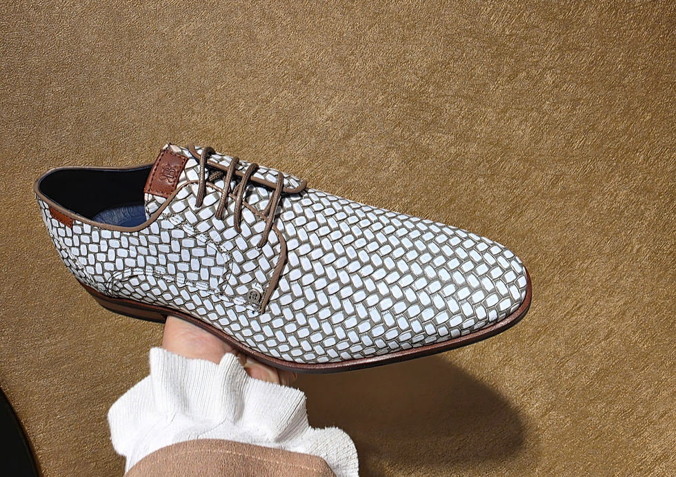 Thumbnail: Berkelmans Oulton Taupe white braided