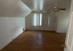 Photo 8 of 3909  Seneca St