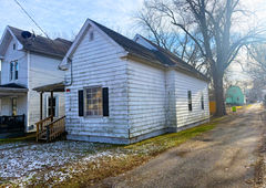 Photo 9 of 611 Haungs Ave