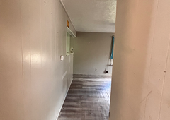 Photo 8 of 1527 N Oakland Ave
