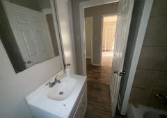 Photo 11 of 314 Clubview Dr