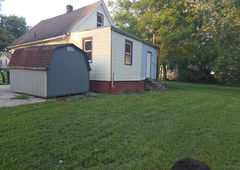 Photo 2 of 1263 W Green St