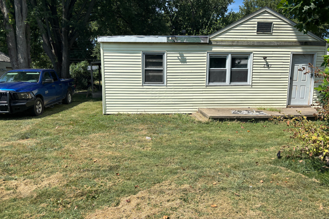 2949 Fox Bridge Rd, Springfield, IL rent-to-own home