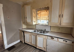 Photo 5 of 821 N Oakland Ave
