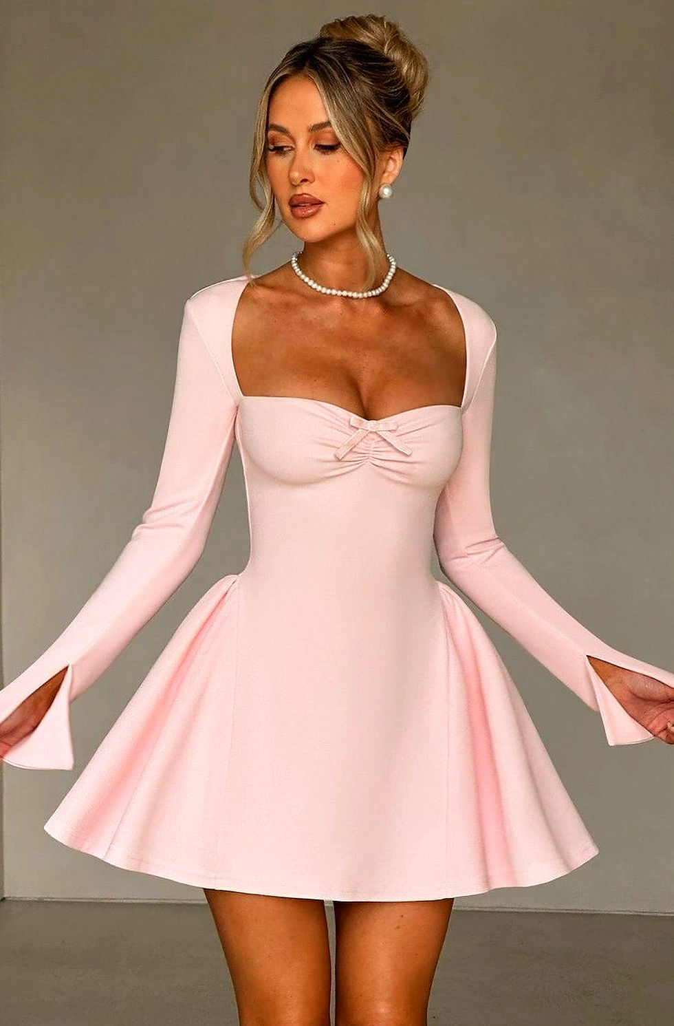 Samara Sweetheart Mini Dress – a chic and flirty mini dress featuring a sweetheart neckline, perfect for date nights.