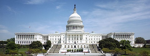 800px-United_States_Capitol_-_west_front_tilt_correct.jpg