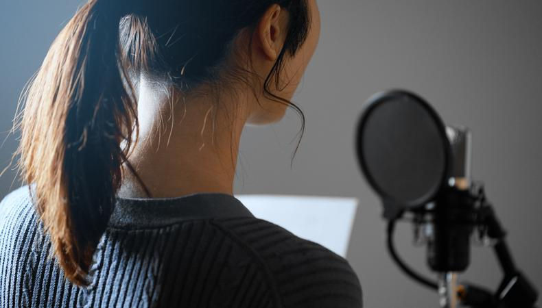 RECORD VOICEOVERS IN THE MORNING