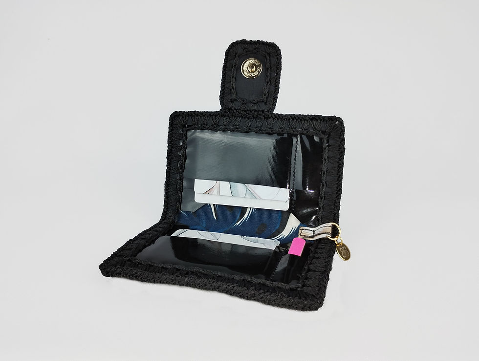 Miniatura: Encanto Preto