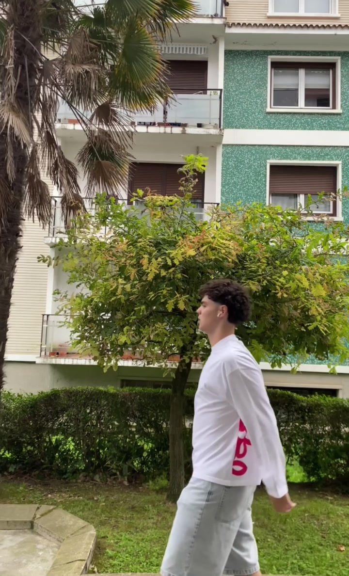 Thumbnail: ‘Clavel’ Longsleeve