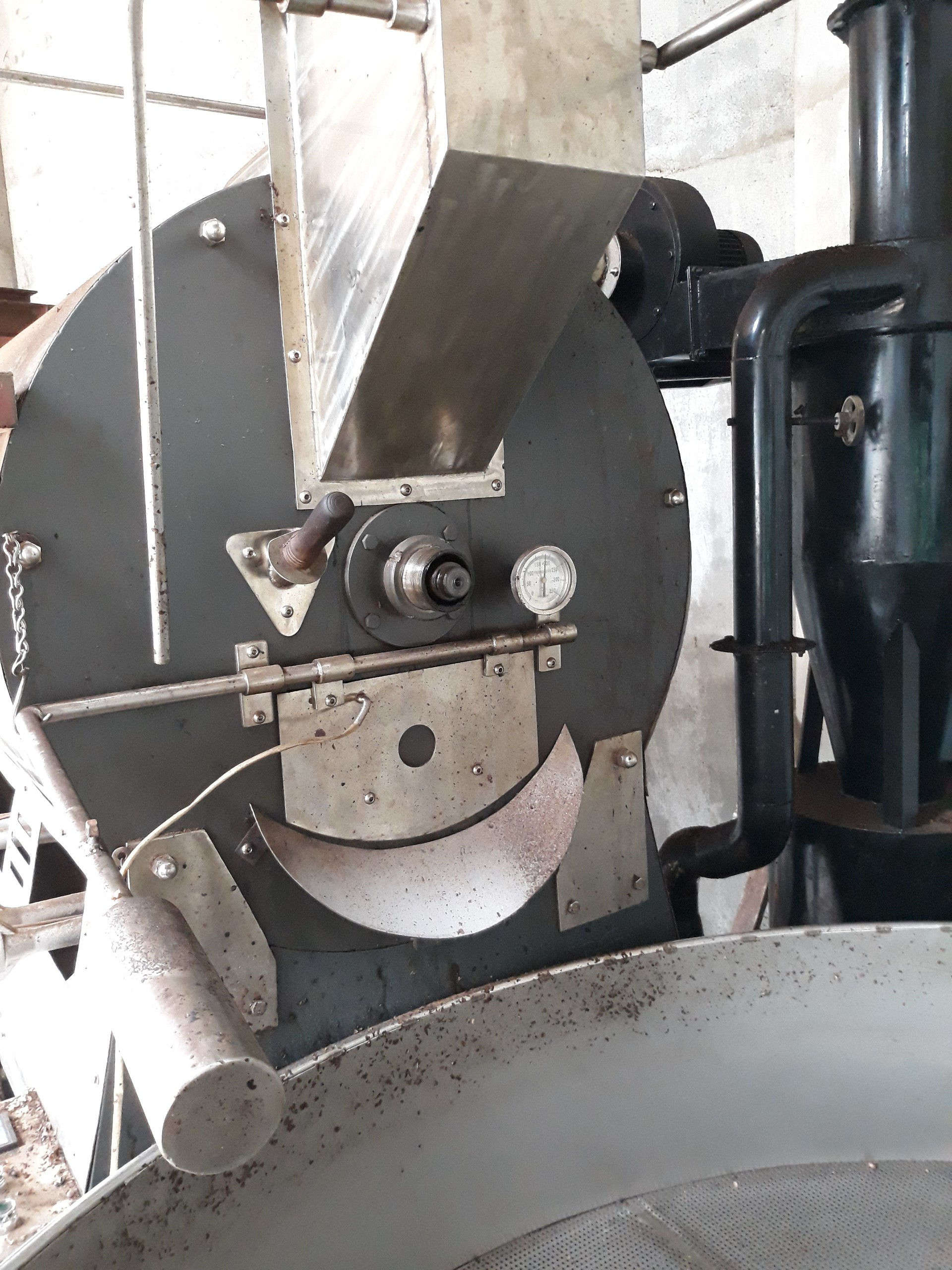 Máy rang cà phê công nghiệp: 120kg