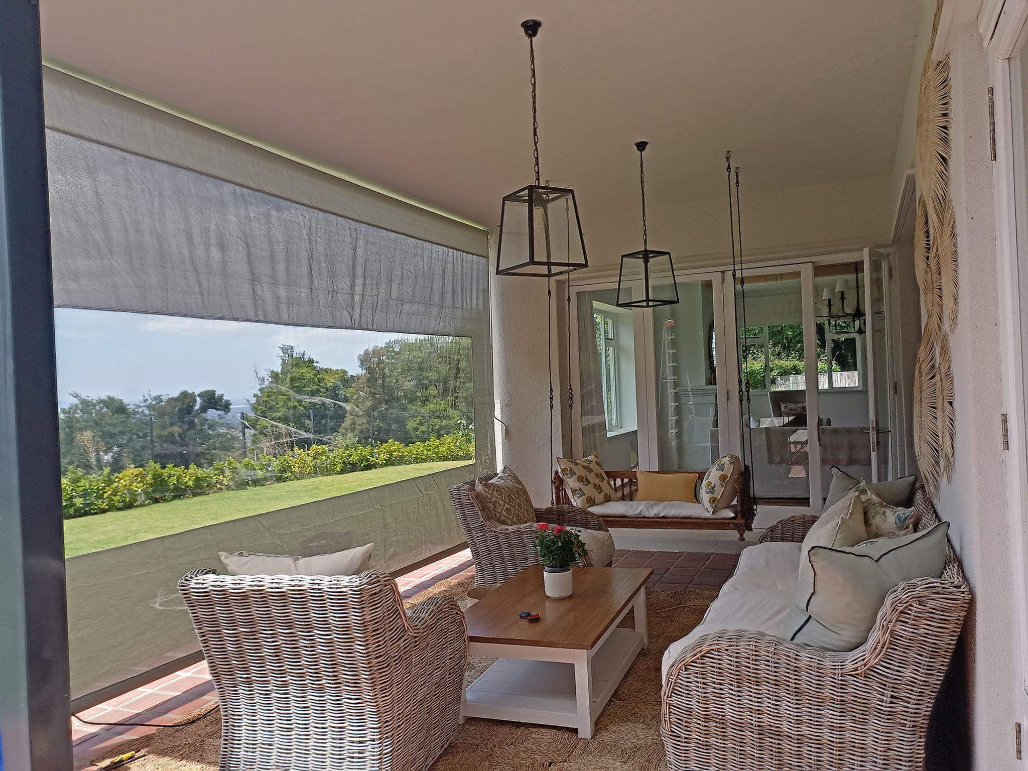 Outdoor Weather Blinds (Roll-up)