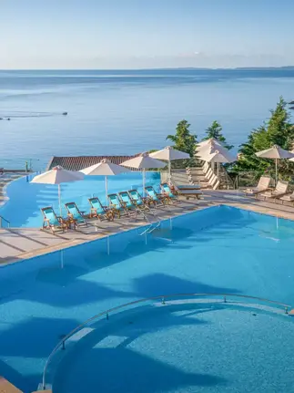 Charterrejser - Stor efterspørgsel på familieværelser – skal I sikre jeres sommerferie i tide? 👨👩👧👦