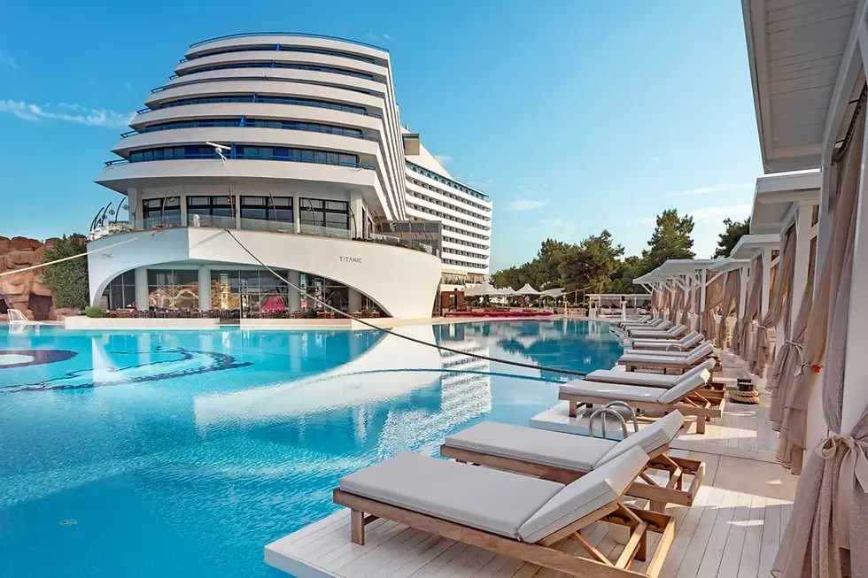 Antalya, Tyrkiet - Titanic Deluxe Lara