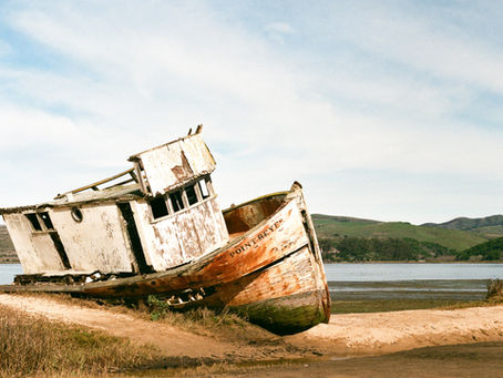 ¿Cómo salir del naufragio económico?