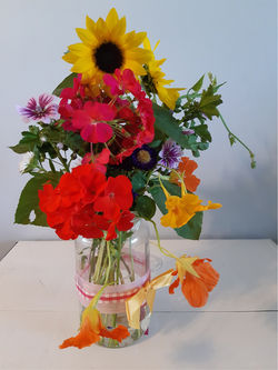 1st Place Fresh Flower Display - Rosie Epp