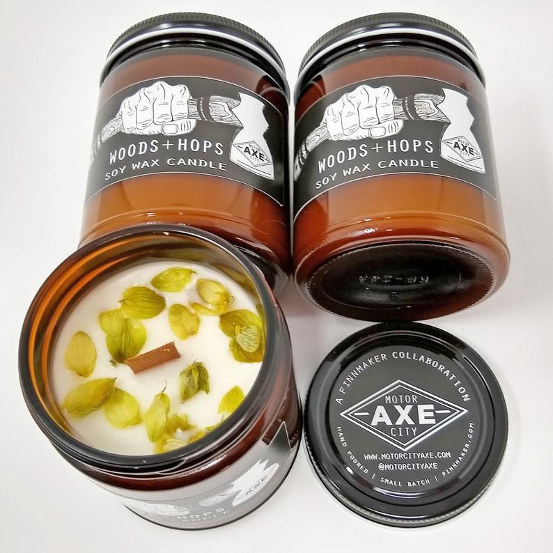 Thumbnail: WOODS + HOPS Candle
