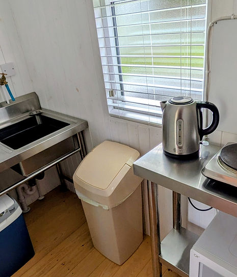 Glengoulandie Shepherd's Hut Glamping Accommodation Kitchenette