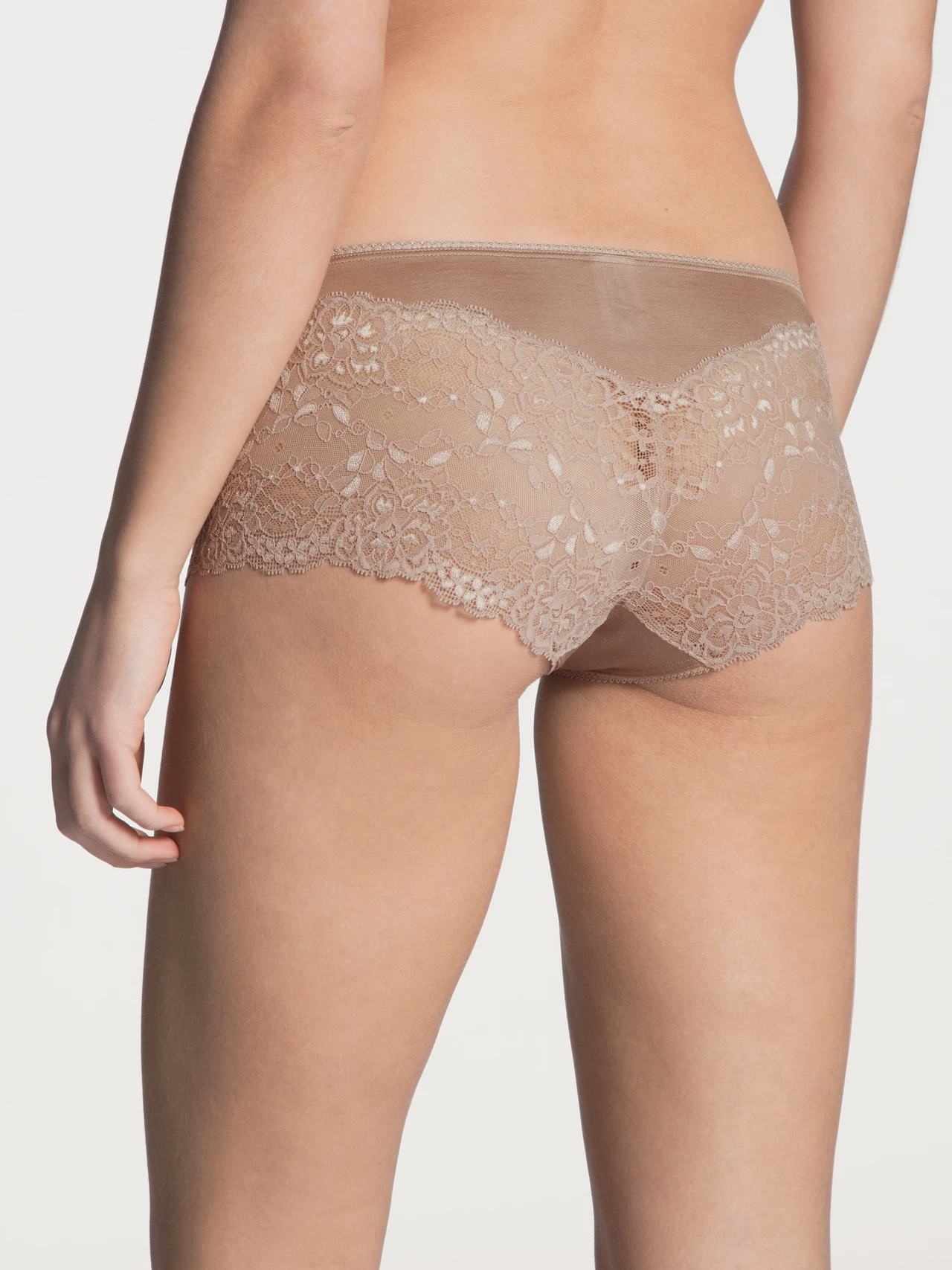 Calida-Sensual-Secrets-Panty-regular-cut-haut-almondine-24331-335 (2)