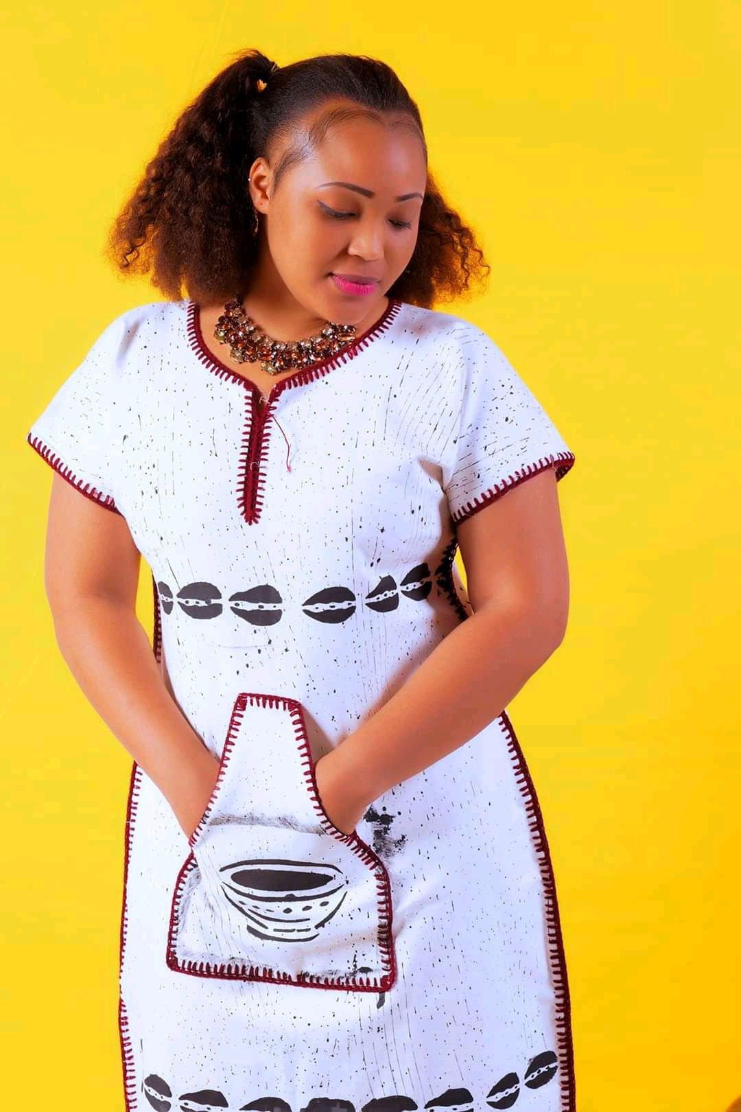 ROBE WOODIN