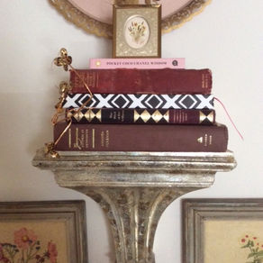 Madame Marcellé's Bookshelf: Books on Style