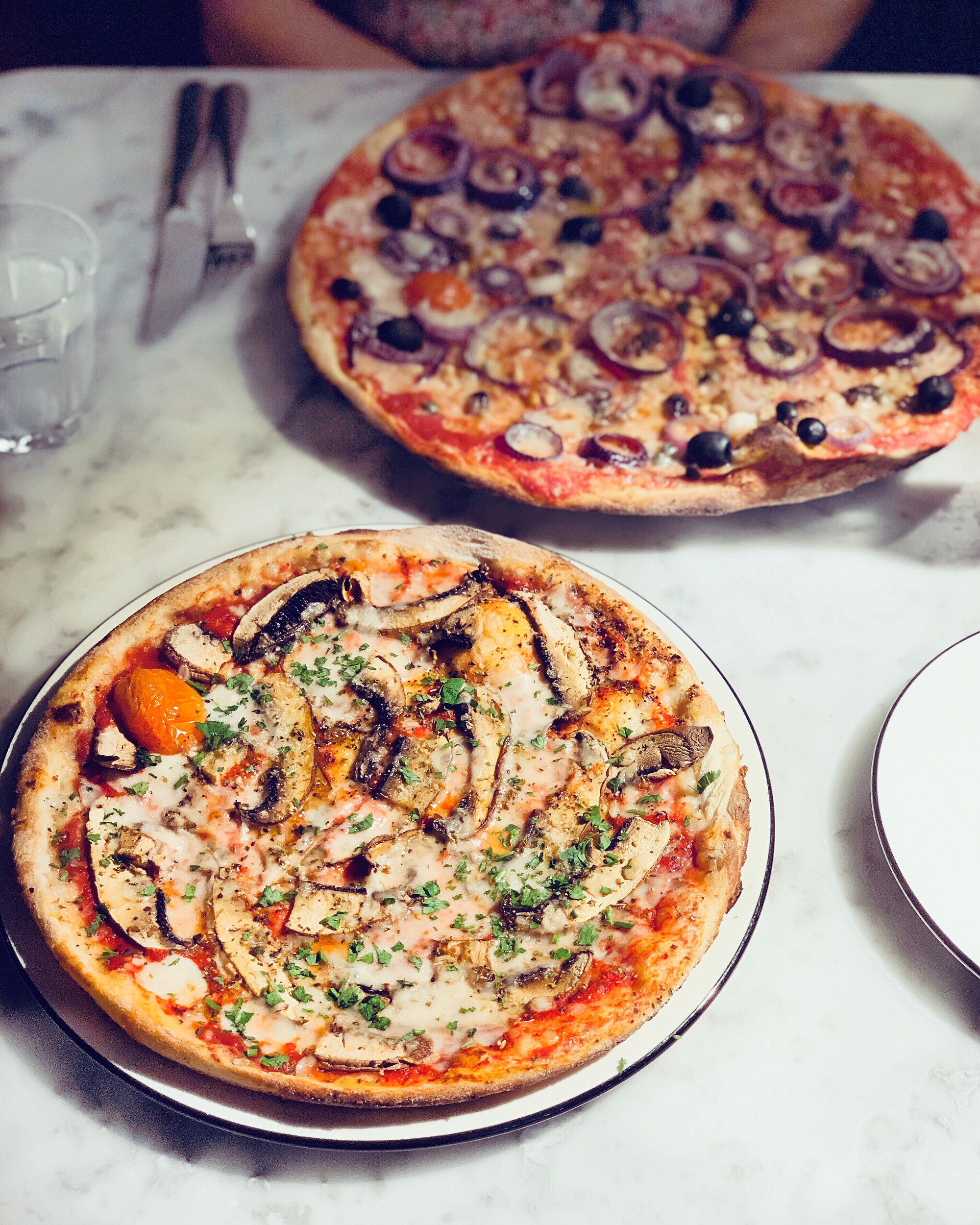 Pizza Express Has Succeeded In Finding A Vegan Cheese That Has Just The Right Taste Look And T Ātrākā picu piegāde rīgā un mārupē. vegan cheese