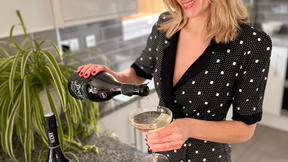 Baubles, bubbles and baking!