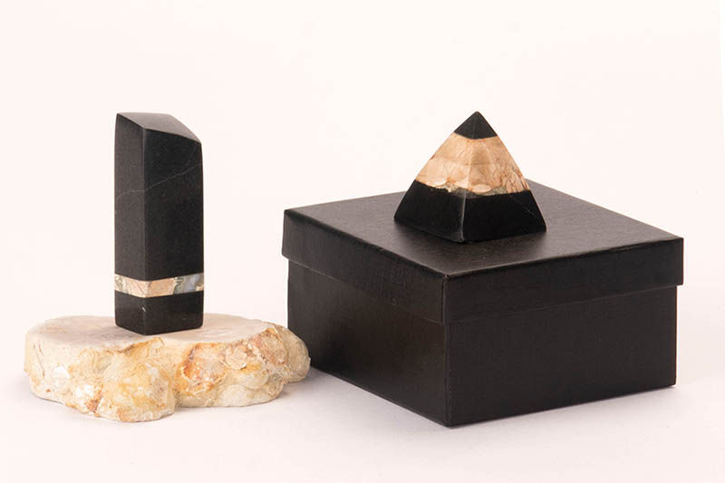 Pyramide Géode Reliquaire G-4