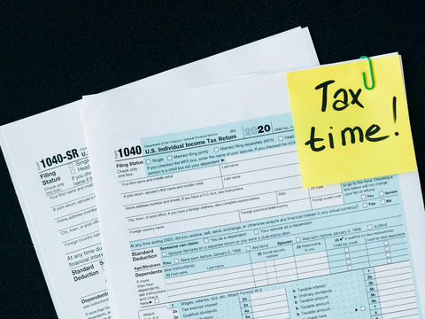 Navigating Taxes: Deductions and Credits for Young Professionals