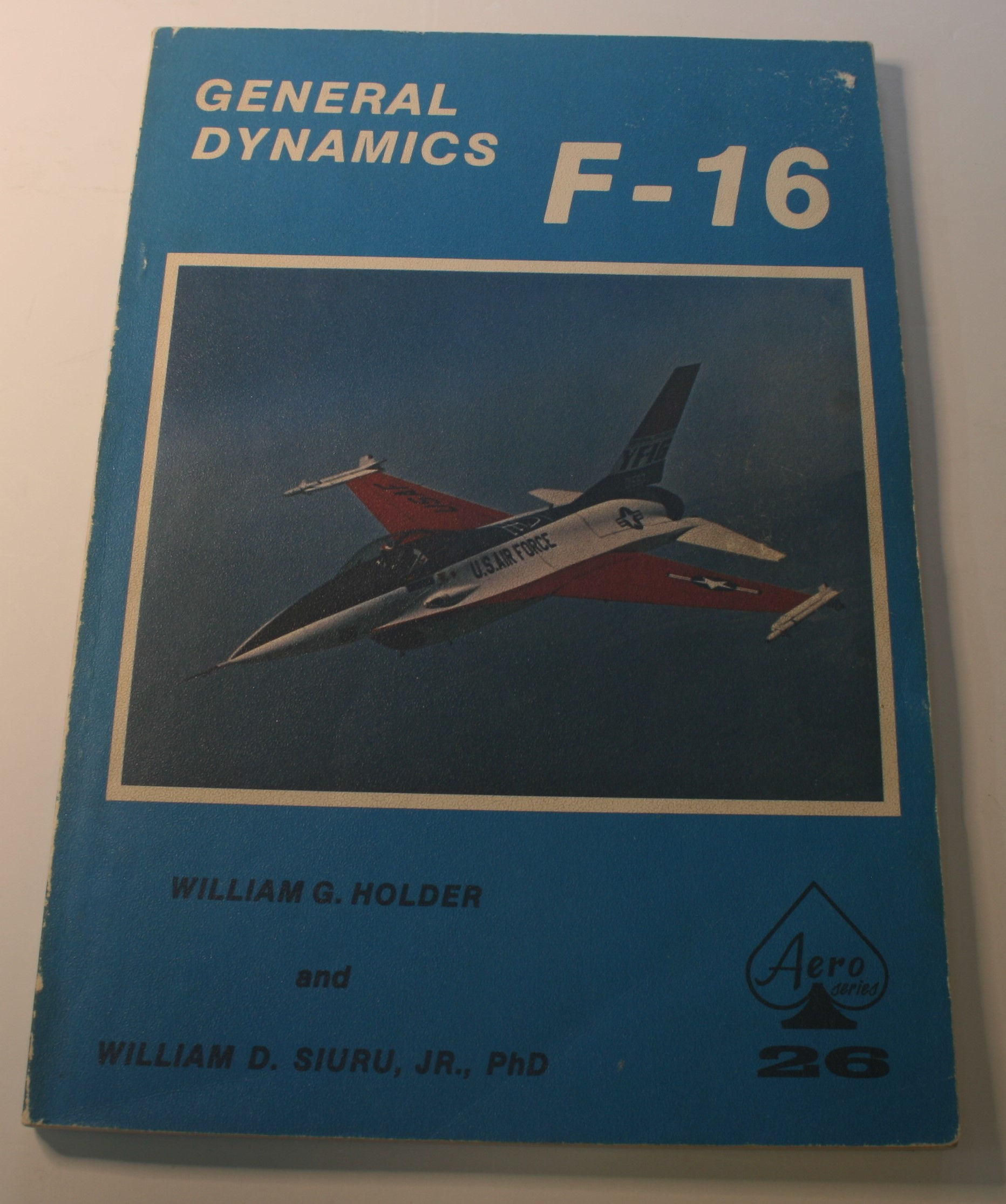 General Dynamics F-16 – Aero Series No. 26